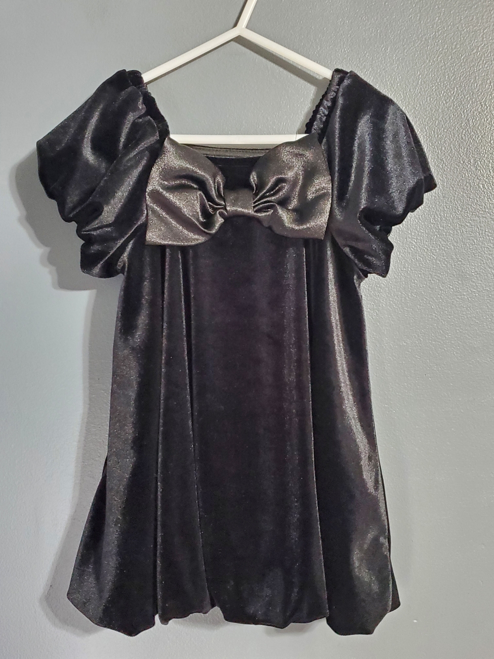 Habitual Black Velvet Bubble Dress with Large Bow Girl's Size 3T